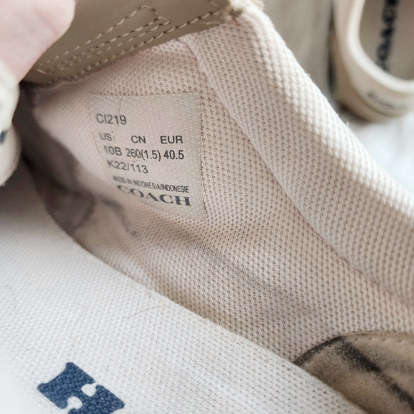 Coach Runner Sneakers in Chalk & Midnight Navy - Picture 8 of 9